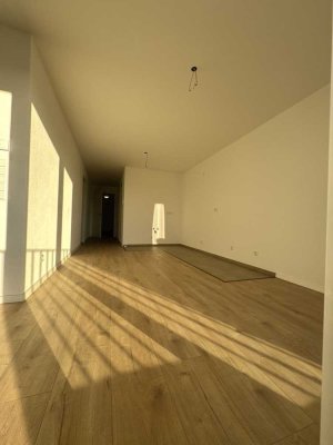 Schöne 3-Zimmer- Wohnung am Käfersberg! +West-Balkon und Tageslichtbad!+