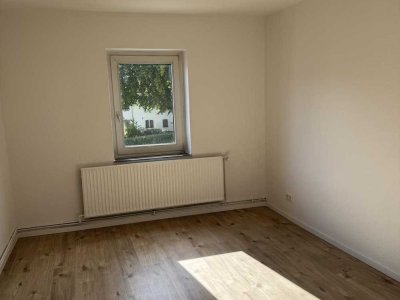 Frisch sanierte 3 Zimmer Wohnung mit Balkon