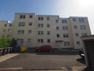 WOHNUNG MIT BLICK ÜBER DIE STADT: 2.OG MIT BALKON