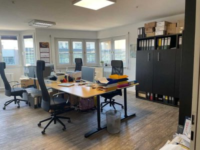 Helle 2-Zimmer-Wohnung mit Balkon in Pforzheim