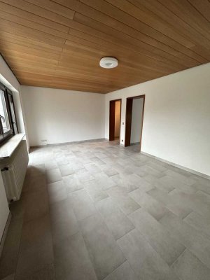 Schicke 1-Zimmer Dachgeschosswohnung mit Balkon in Neuenbürg