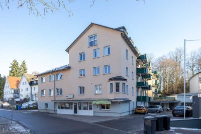 Gemütliches Zuhause mit großem Mehrwert: 2 Zimmer, Balkon & Stellplatz im Palettenparker