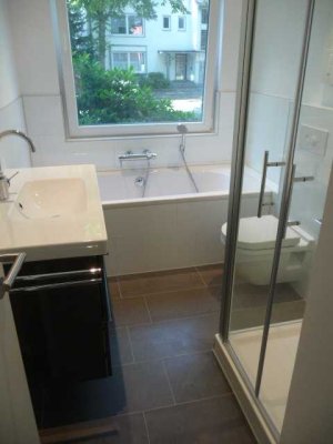 DO, nördl. GARTENSTADT - KFW 55 Haus - kernsanierte EG Wohnung mit Garten + Terrasse (4-Zimmer)
