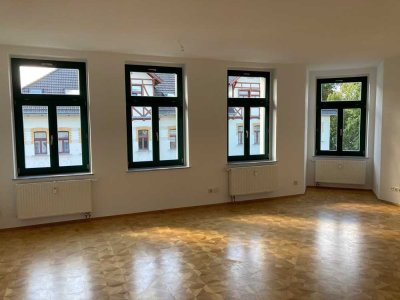 Vollvermietetes MFH nahe Markkleeberger See mit Entwicklungspotential!