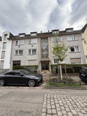 Moderne 3-Zimmer-DG-Wohnung in Köln Kalk