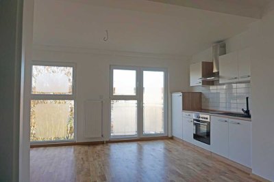 Gutenbergstr. helle 2-Zi-Altbau-Whg. mit EBK und Balkon per SOFORT zu VERMIETEN
