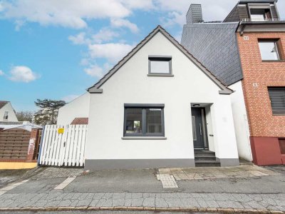 Charmantes Einfamilienhaus mit 3 Zimmern und 2 Bädern – modernisiert & sofort verfügbar