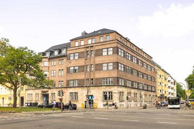 bezugsfreies schönes 1-Zimmer-Apartment direkt an der Universität