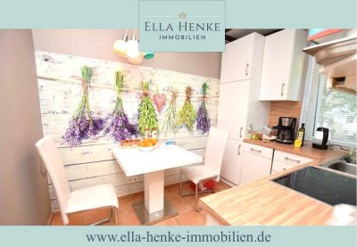 Schöne, modernisierte Erdgeschoss-Wohnung mit Einbauküche + Balkon...