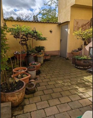 Sanierte und renovierte Wohnung/top Lage/alles Neu