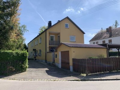 KNIPFER`S IMMOBILIENSCHÄTZE - Renovierungsbedürftiges Zweifamilienhaus in Augsburg-Hochzoll zum Kauf