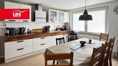 Viel Platz für Sie: 4 Zimmer, Garage mit Hof und Gemeinschaftsgarten!
