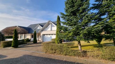 Exklusives Einfamilienhaus in Wolfsburg – Doppelgarage, Waldrandlage, Garten - Ihr perfektes Zuhause