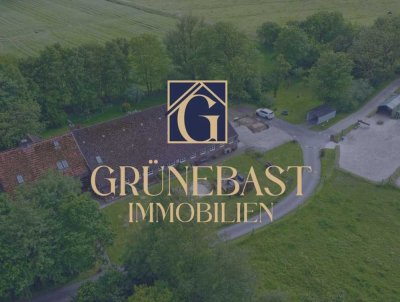 Traumhaftes Landhaus mit Scheune und beliebter Ferienwohnung im Grünen