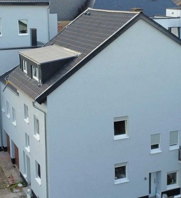 3,5-Zimmer-Doppelhaushälfte mit EBK in 54293 Trier zu vermieten