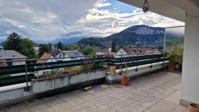 Sonnige 2,5-Zimmer-Wohnung mit riesiger Dachterrasse &amp; Tiefgarage in Götzis