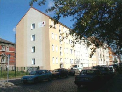 Charmante 3- Raumwohnung mit Balkon !
