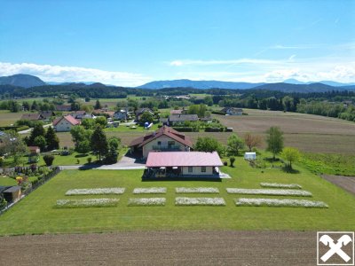 Herrliche Ruhelage östlich von Völkermarkt! Wohnhaus mit Bergblick, Garage und Nebengebäude