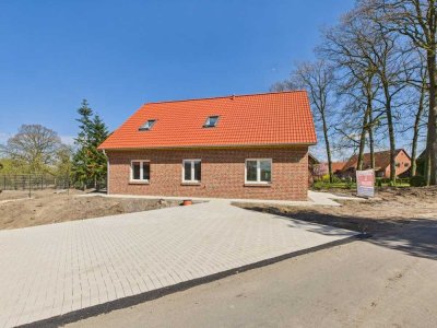 Neubau Einfamilienhaus A+ - direkt einziehen!