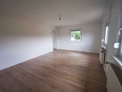 Geräumiges 6-Zimmer Einfamilienhaus in Königsheim mit Garage