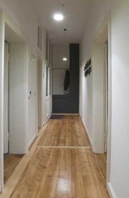 Stilvolle 3,5-Zimmer-Altbauwohnung in Bestlage von Karlsruhe