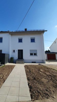 Doppelhaushälfte mit gehobener Innenausstattung und EBK in Bad Saulgau