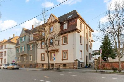 Zentral gelegene 4-ZKB Wohnung mit Balkon in Landau!