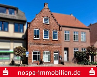 Geschmackvolles Zweifamilienhaus im Gardinger Ortskern mit PKW-Stellplätzen