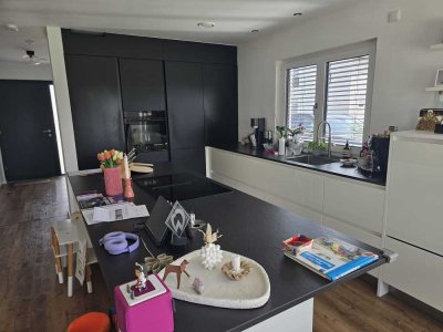 Neuwertige 5-Zimmer Doppelhaushälfte in Freimersheim (Pfalz)