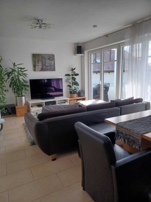 ***Besondere 4 Zimmer Wohnung mit 2 Balkone im 1. OG in Ingolstadt-West***