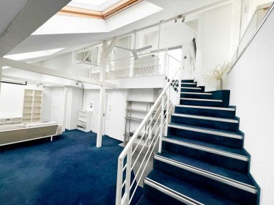 Helle 3,5-Zimmer Maisonette in denkmalgeschütztem Altbau mit Dachterrasse & Skyline-Blick im Westend