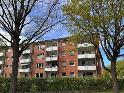 +++ nur 1.400 m bis zum Südermarkt - 4-Zimmer-Etagenwohnung mit Balkon und Stellplatz - Garage opti