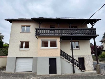 Gepflegtes 6-Zimmer-Haus mit Einbauküche in Schöllkrippen