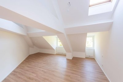 Dachgeschosswohnung im Naherholungsgebiet - 105 m² Wohnqualität mit Balkon | Provisionsfrei