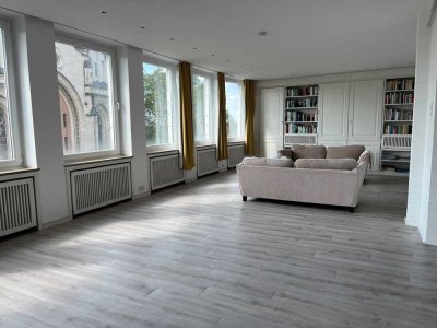 Penthouse-Wohnung im Zentrum von Essen!