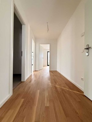 Ruhig und neu - 4 Zimmerwohnung freut sich ab sofort auf ihre neuen Mieter