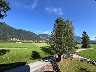 Schlitters: Wohntraum mit Garten – helle 4-Zi.-Wohnung zu verkaufen