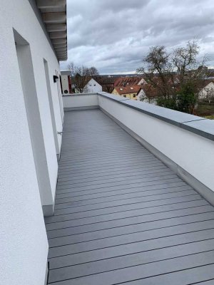 Attraktive 3-Zimmer-Penthouse-Wohnung mit Terrasse in Schweinfurt