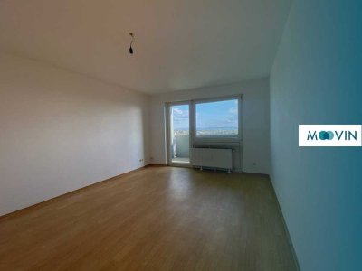 *Helle & großzügig geschnittene 2-Zimmer-Wohnung mit Balkon*