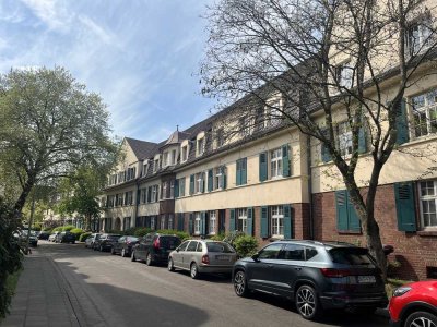 Moderne 2-Zimmer-Wohnung im Duisburger Süden - Wohnen im Denkmal