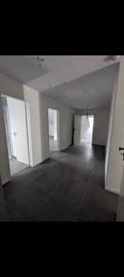 820 € - 112 m² - 3.5 Zi.