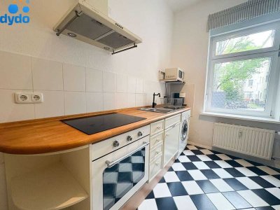 Diese perfekte vollmöblierte 1-Zimmer-Wohnung mit Terrasse in Treptow wartet auf Ihren Einzug
