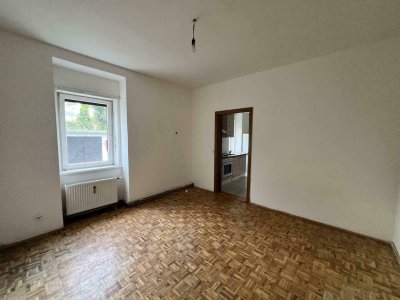 Provisionsfrei Nähe Bahnhof, Anlegerhit! Kleine vermietete Wohnung BHG14/1