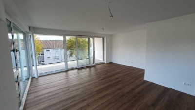 Neubau/Erstbezug 3,5-Zimmer-Wohnung mit Balkon und EBK in Altensteig