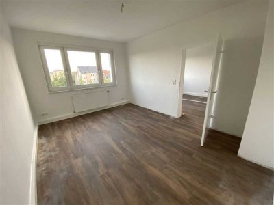 Wurzen* helle 2 Zimmer-Wohnung* renoviert*  sep. Küche*Tageslichtbad*