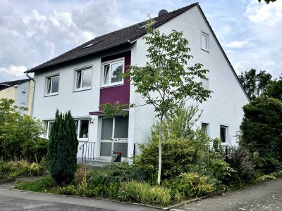 Solides Zweifamilienhaus mit Garten in grüner Lage von Gelsenkirchen-Scholven, Bülse, Gemarkung Buer