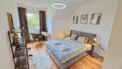 Neu-renovierte 2-Zimmer Dachwohnung voll möbliert