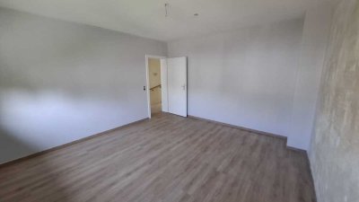 Preiswertes, modernisiertes 4-Zimmer-Reihenhaus mit gehobener Innenausstattung in Rheinberg