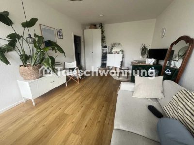 Tauschwohnung: Biete helles Studio mit Balkon in Altona. Suche größeres