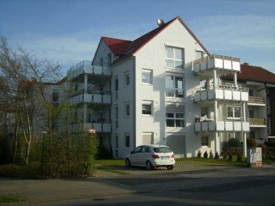 Sonnige DG Wohnung mit großem Süd-Balkon, Aufzug und Tiefgarage